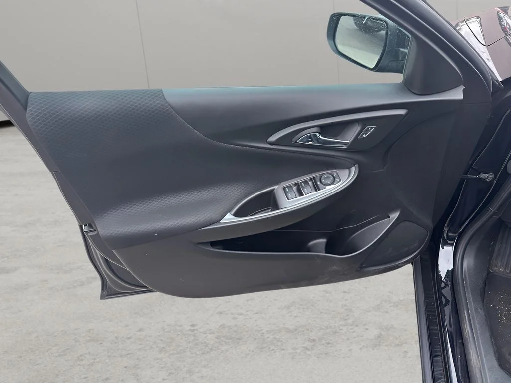 Used 2023 Mosaic Black Metallic Chevrolet LT image 16