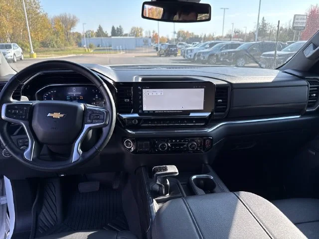 Used 2024 Summit White Chevrolet LTZ image 15