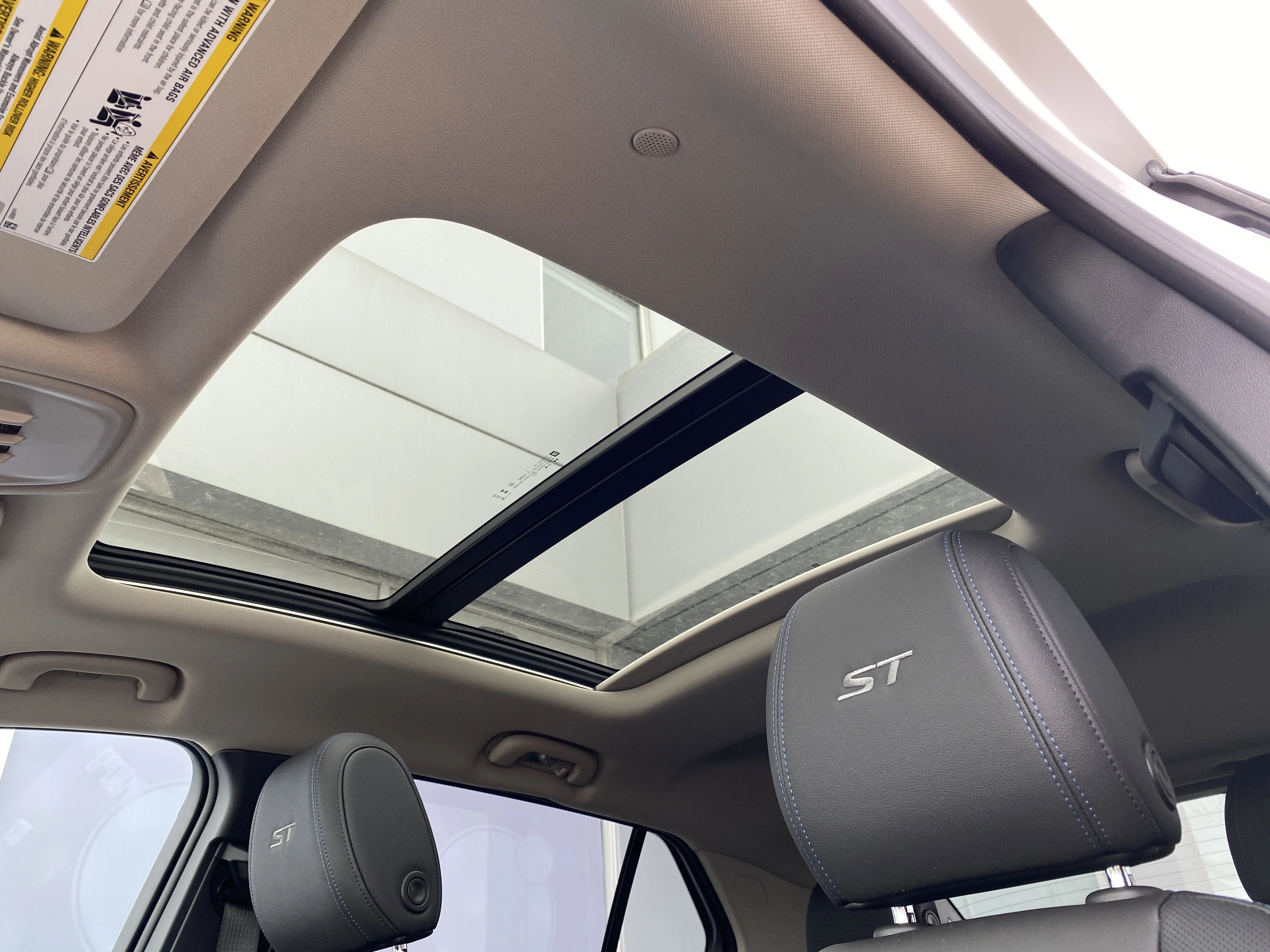 New 2026 Summit White Buick Sport Touring image 24