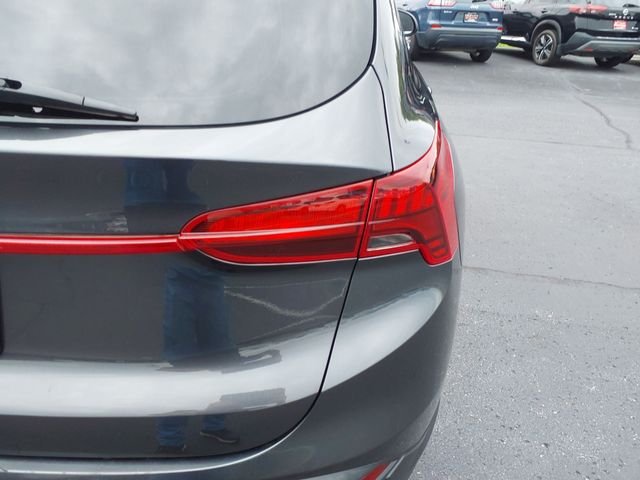 Used 2021 Gray Hyundai SE image 24