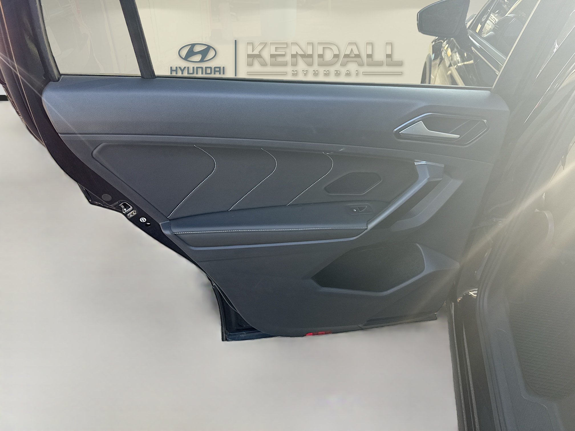 Used 2023 Deep Black Volkswagen SE R-Line Black image 23