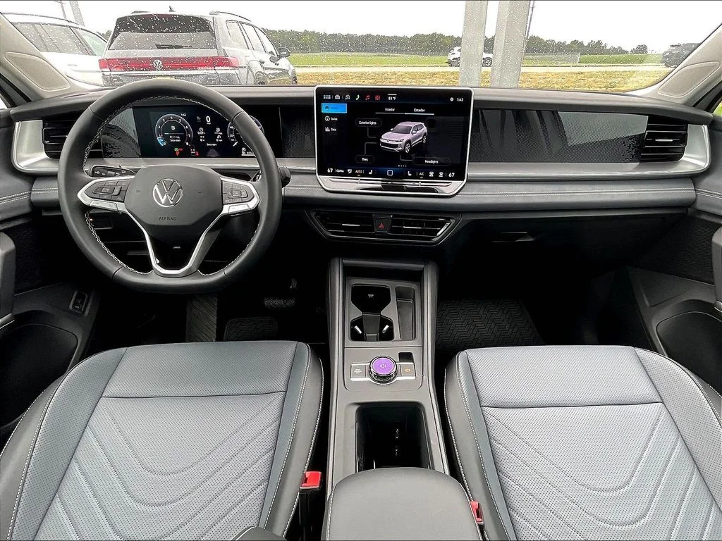 New 2026 White Volkswagen 2.0T SE image 9
