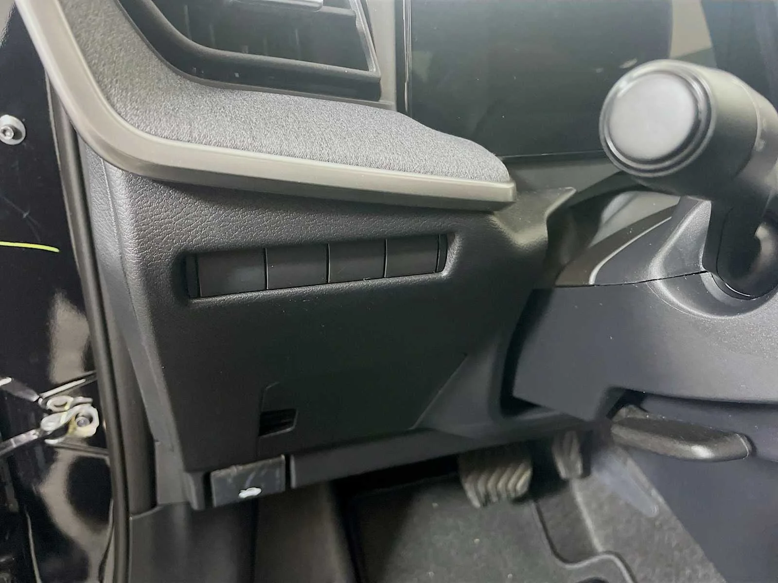 Used 2025 Super Black Nissan SV image 8