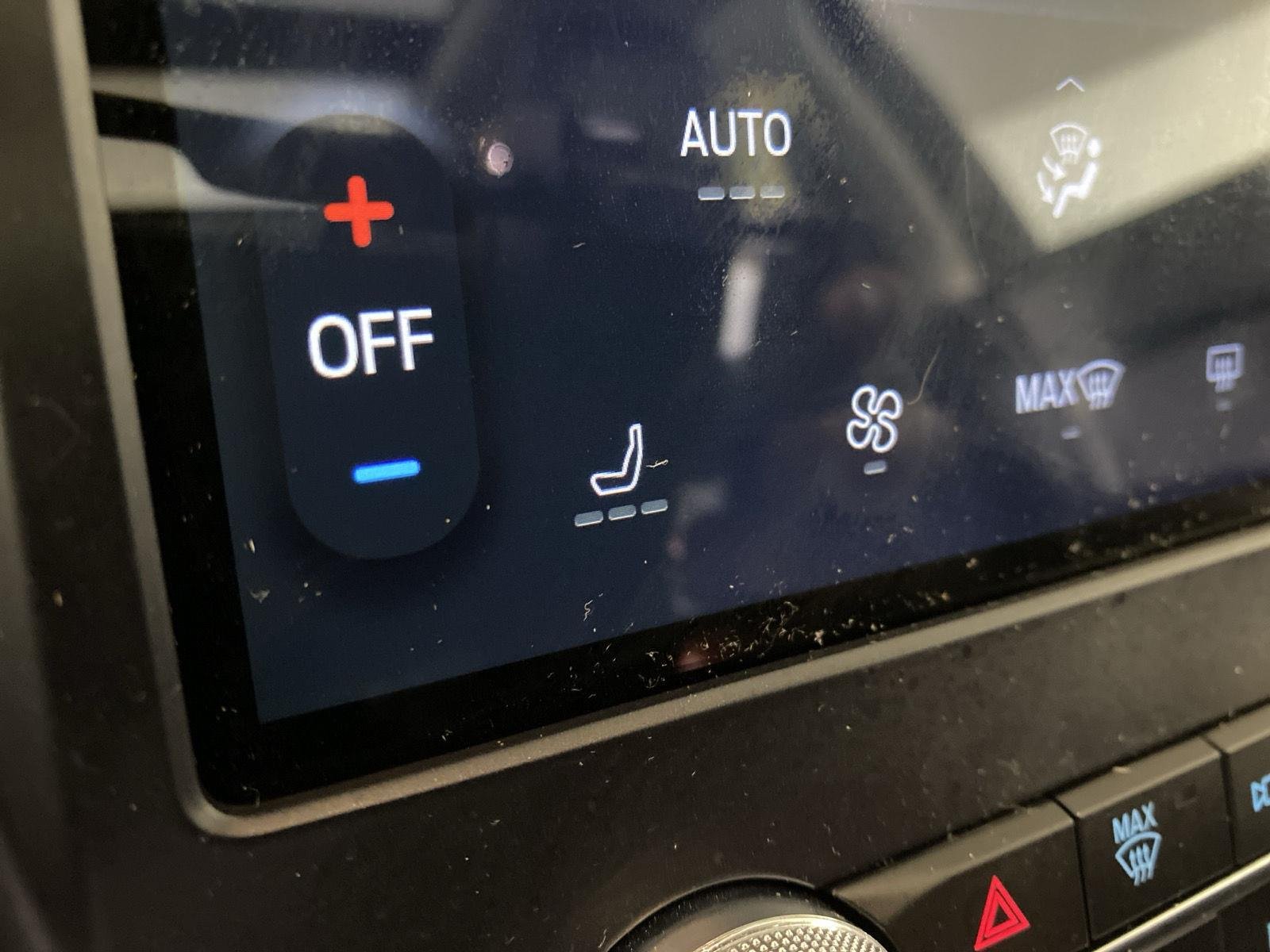 Used 2022 Agate Black Ford SEL image 23
