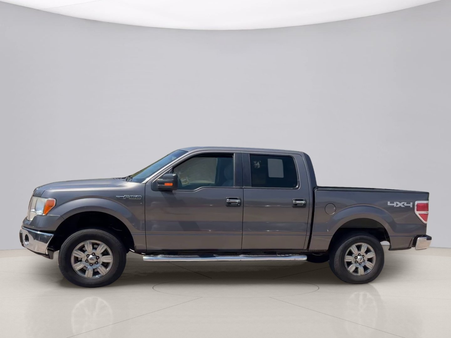 2012 Ford F-150 XLT - Photo 2