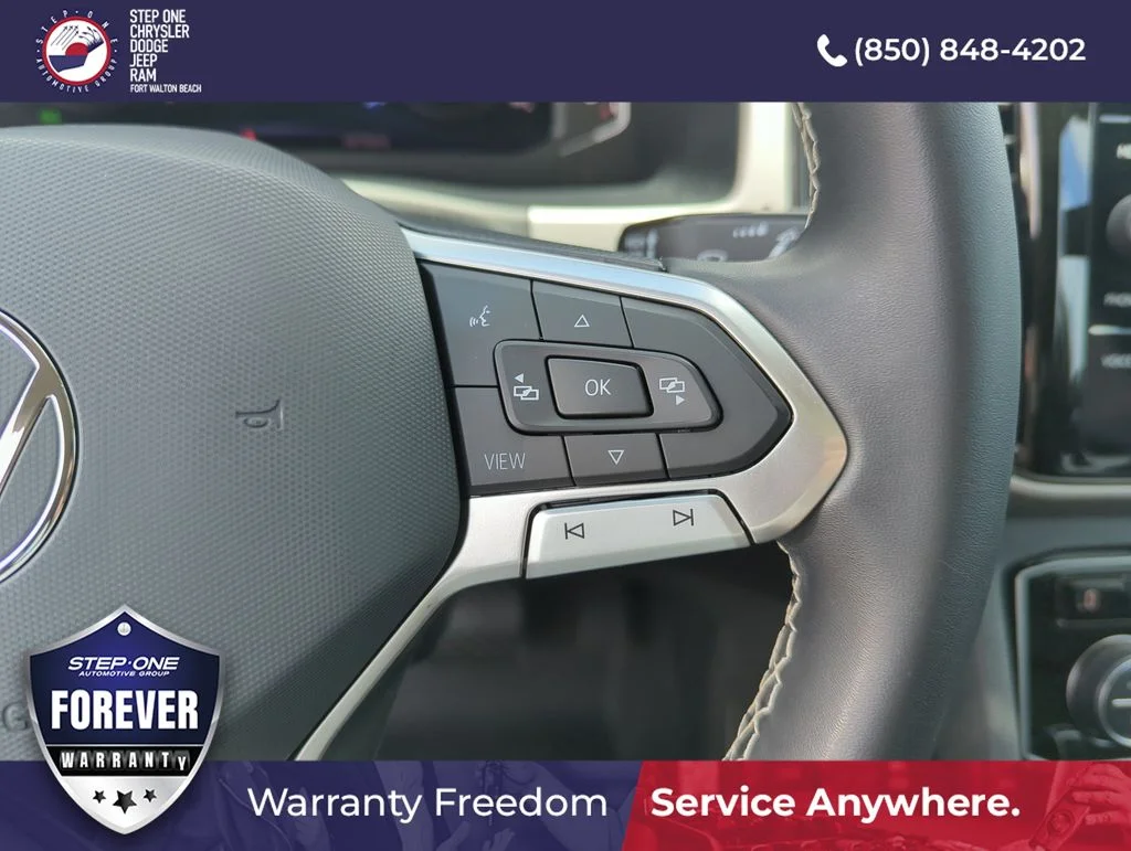 Used 2023 Black Volkswagen 3.6L V6 SE w/Technology image 22