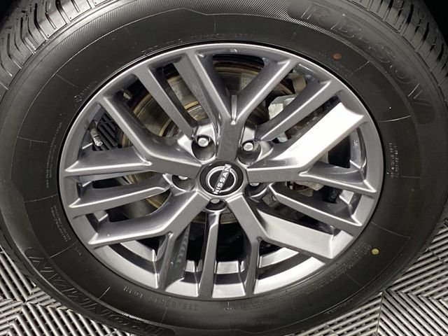 Used 2024 White Nissan S image 29
