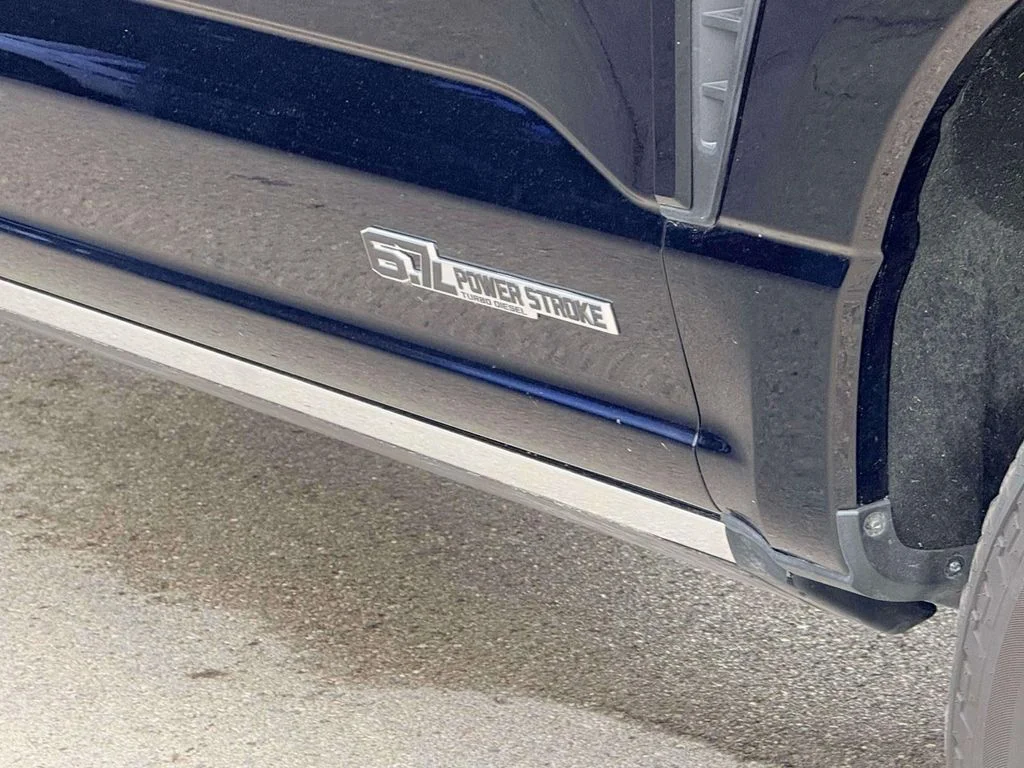 Used 2025 Black Ford Platinum image 7