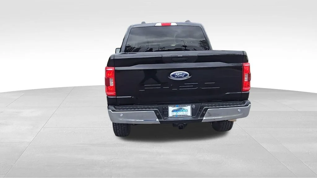 Used 2023 Black Ford XLT image 7