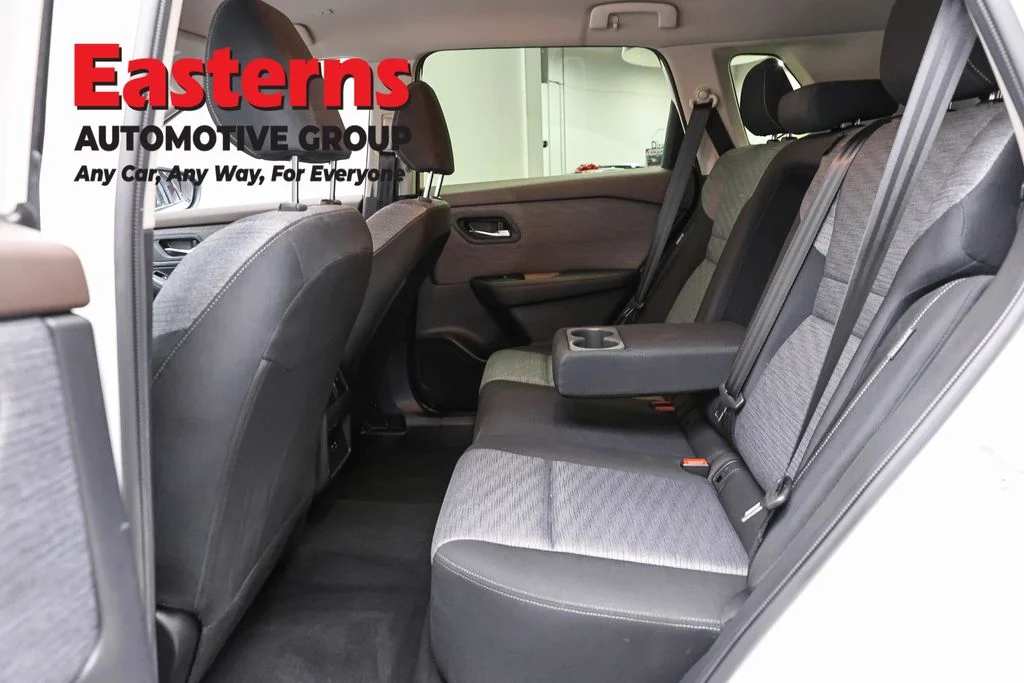 Used 2023 White Nissan SV image 20