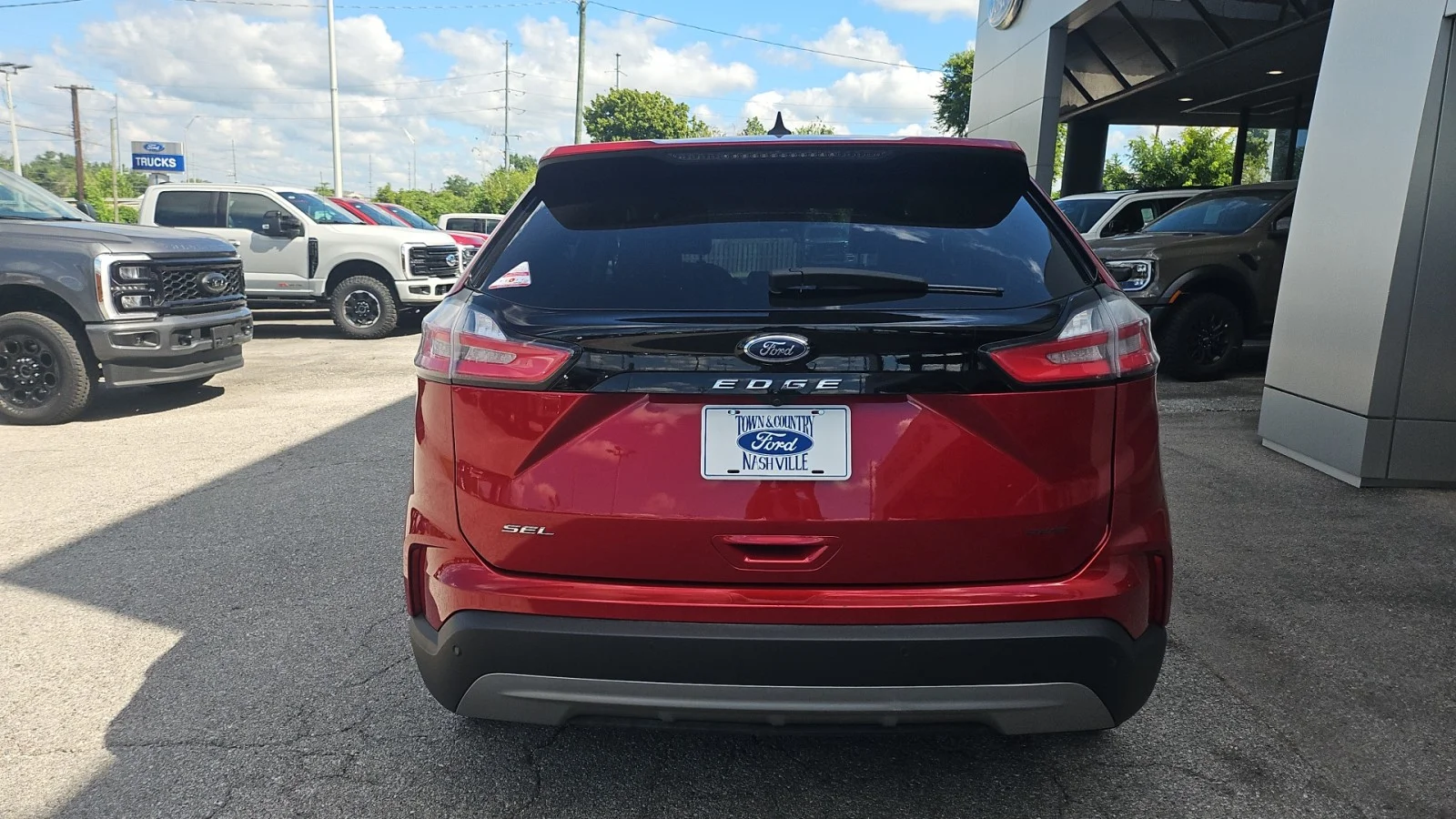 Used 2024 Red Ford 2024 FORD EDGE SEL 4DR SUV 112.2 WB AWD image 4