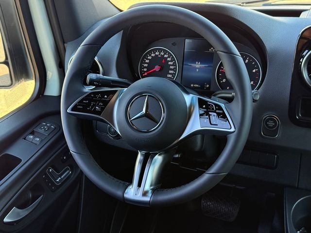 2026 Mercedes-Benz Sprinter Crew Van Base - Photo 20