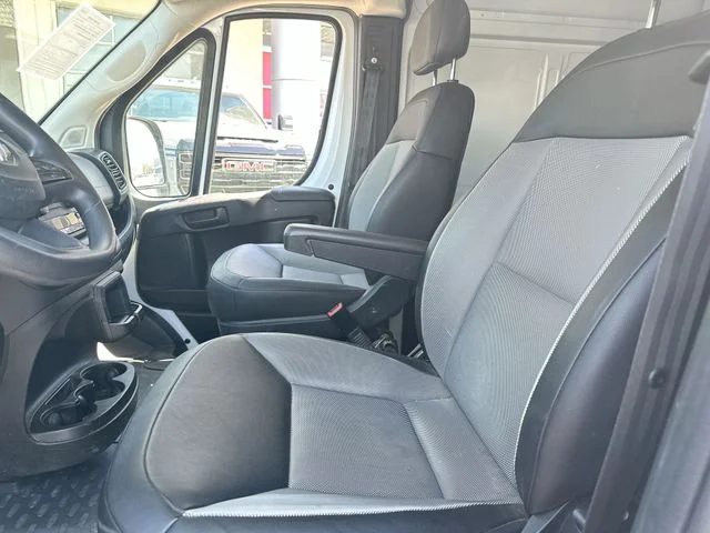 Used 2025 White Ram High Roof image 15