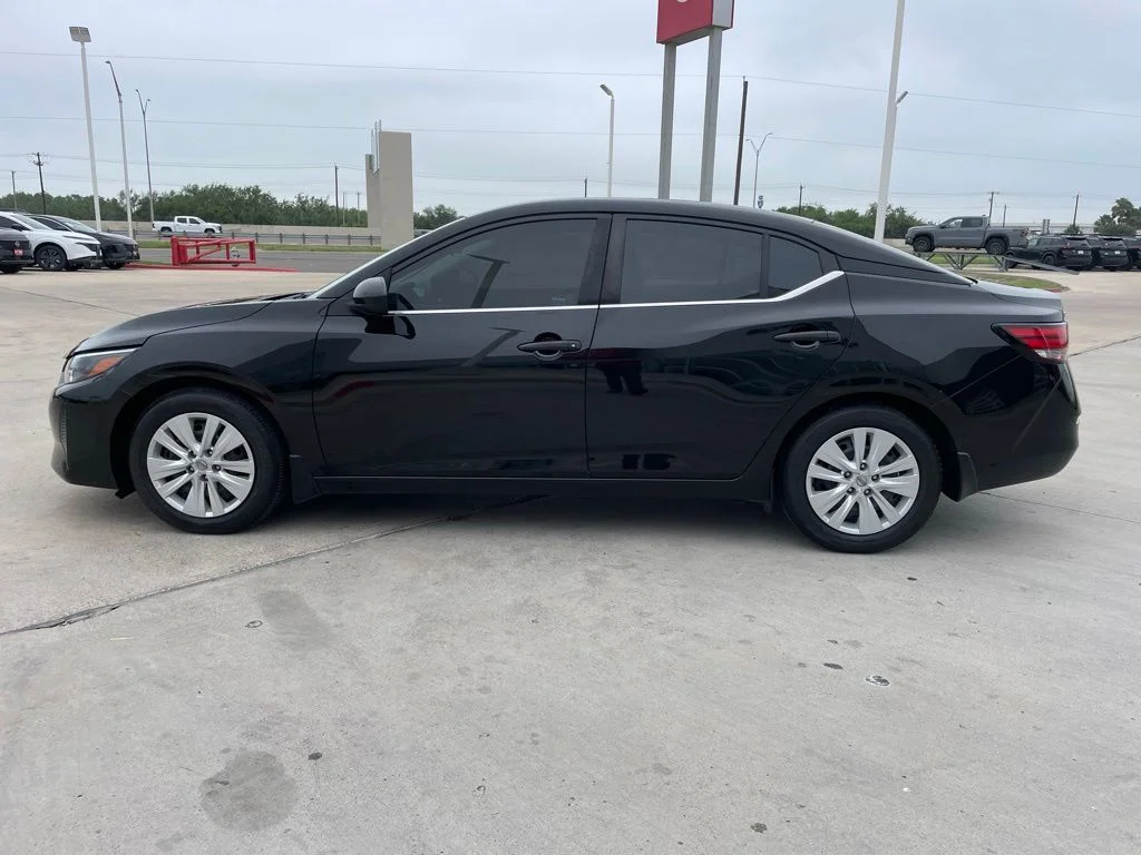 Certified 2024 Nissan Sentra S with VIN 3N1AB8BV3RY313717 for sale in Edinburg, TX
