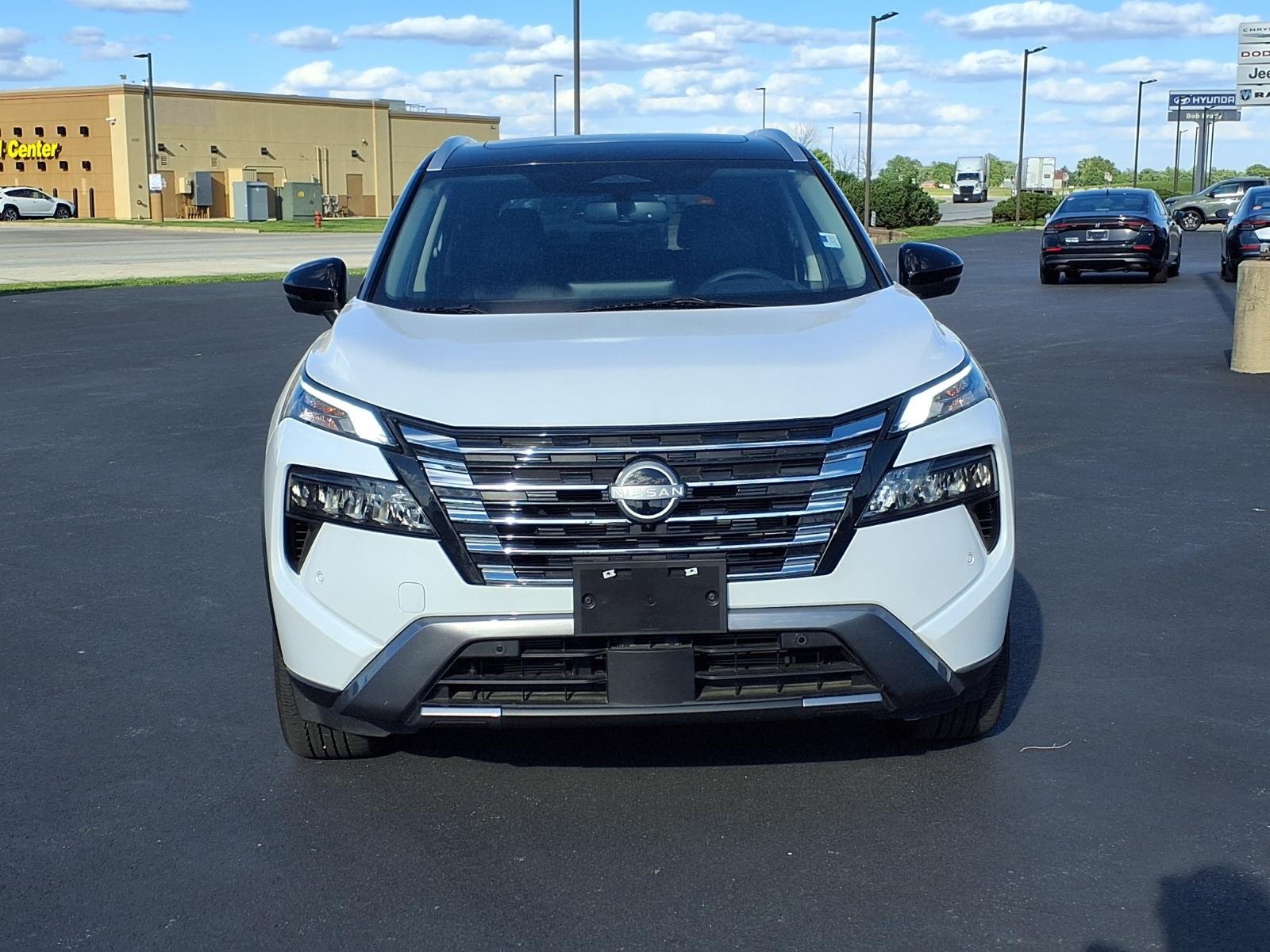 2025 Nissan Rogue SL - Photo 20