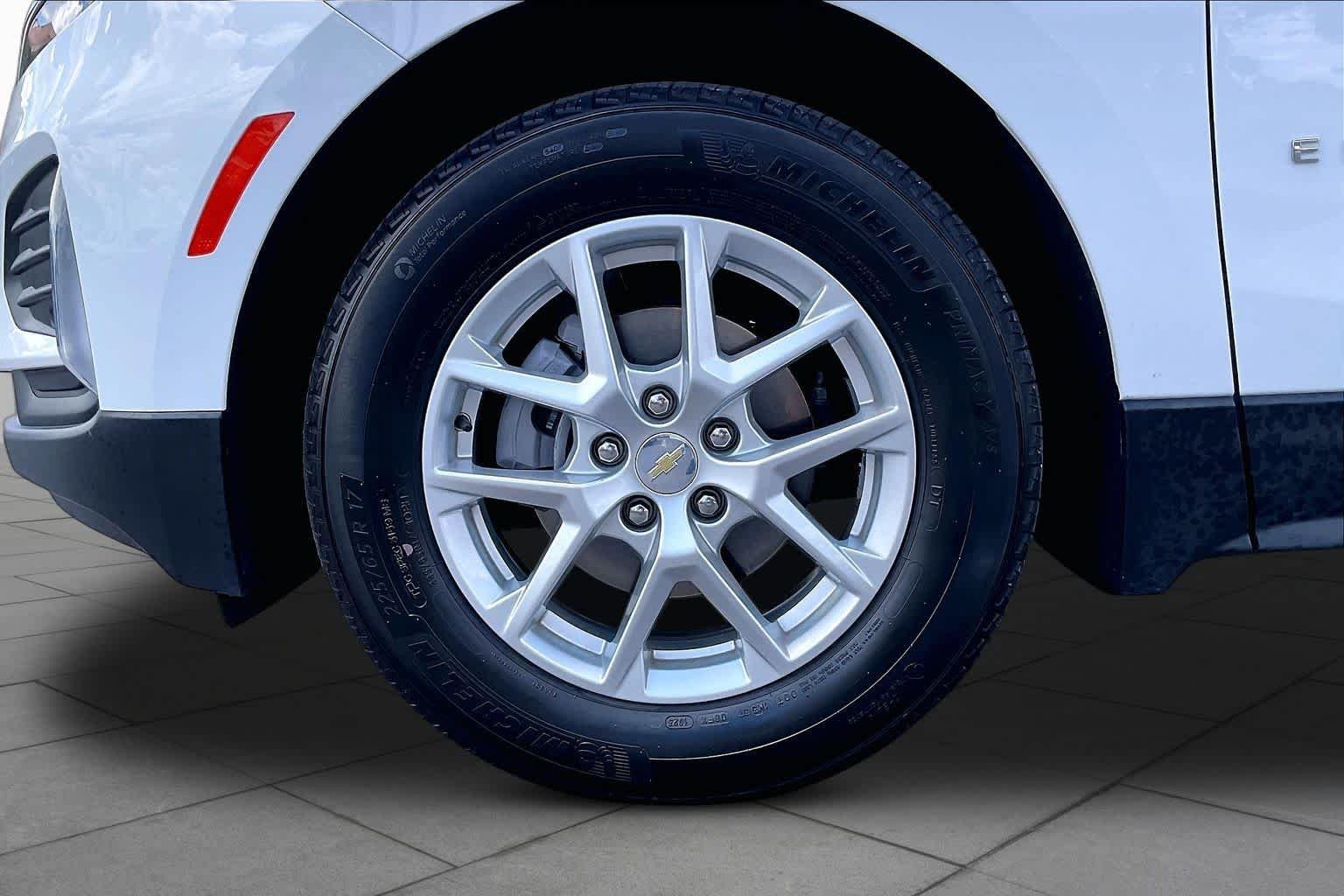 2023 Chevrolet Equinox LT - Photo 10