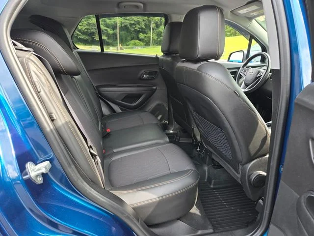 Used 2020 Blue Chevrolet LT image 17