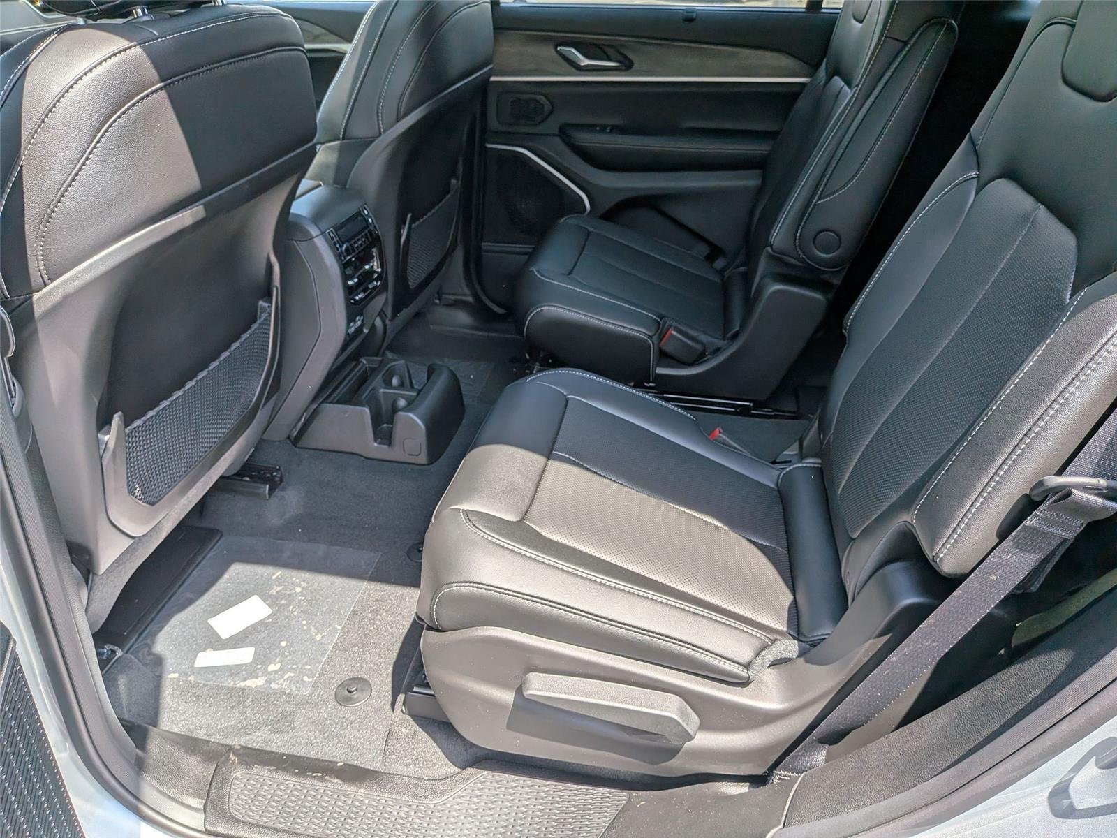 2025 Jeep Grand Cherokee L Limited - Photo 24