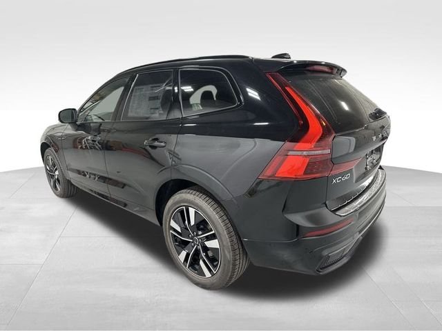 2026 Volvo XC60 Plus - Photo 8