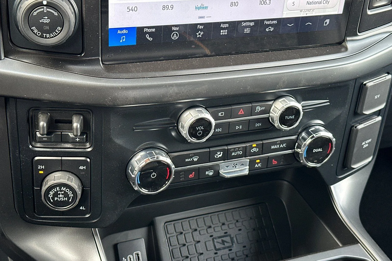 New 2026 White Ford Tremor image 16