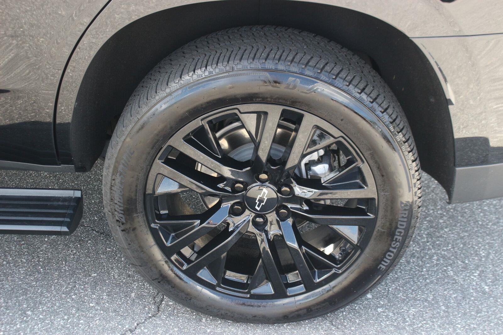 Used 2025 Black Chevrolet Premier image 45