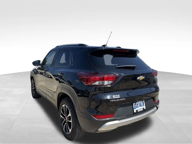 Used 2025 Black Chevrolet LT image 59
