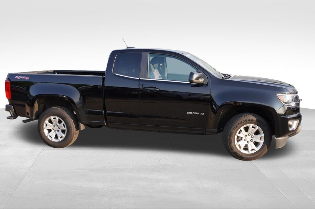 Used 2015 Black Chevrolet LT image 2