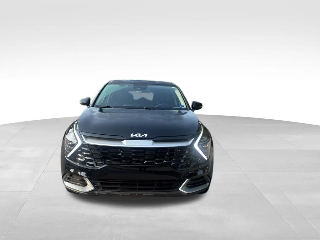 Used 2024 Black Kia EX image 5