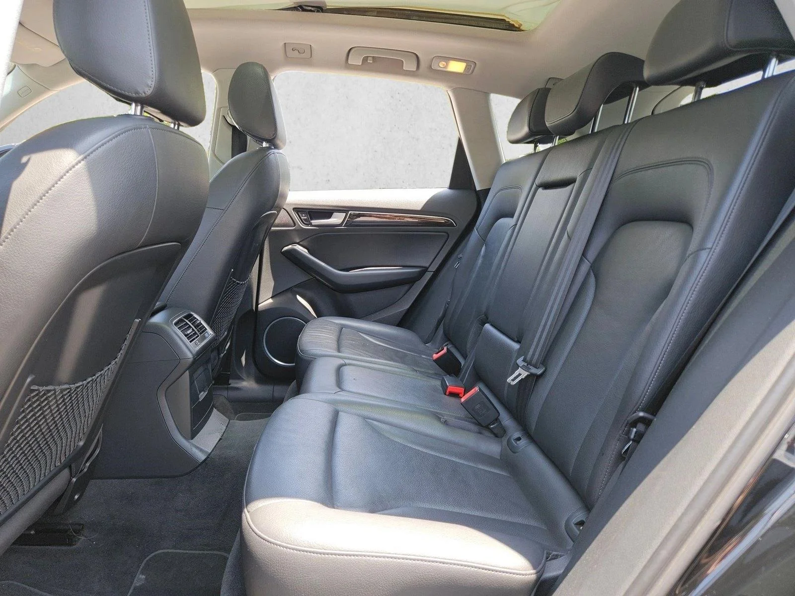 Used 2013 Brilliant Black Audi Premium Plus image 14