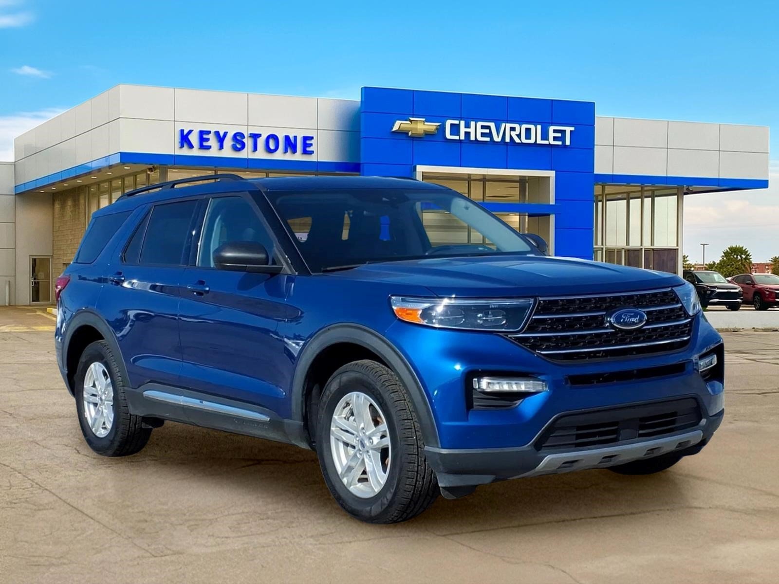 Used 2021 Blue Ford XLT image 1