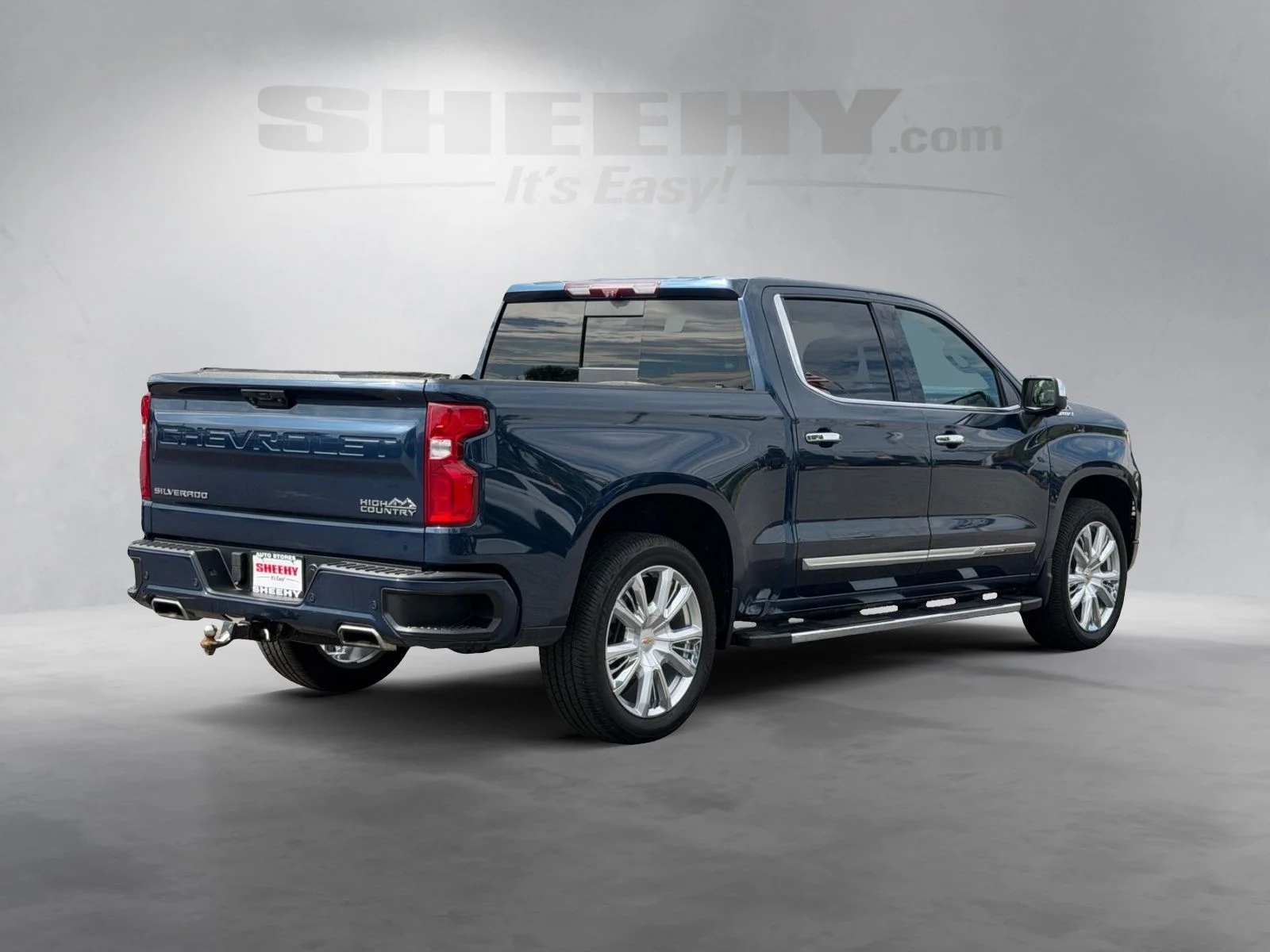Used 2022 Glacier Blue Metallic Chevrolet High Country image 13