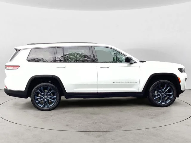 New 2026 Bright White Clearcoat Jeep 85TH ANNIVERSARY EDITION 4X4 image 7