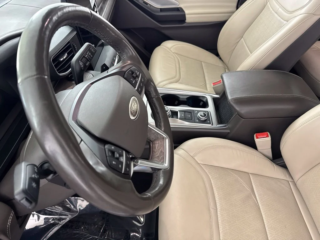 Used 2020 White Ford Platinum image 22