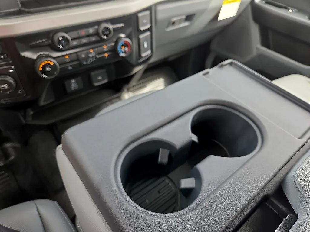 New 2026 Oxford White Ford F-350® XL image 25