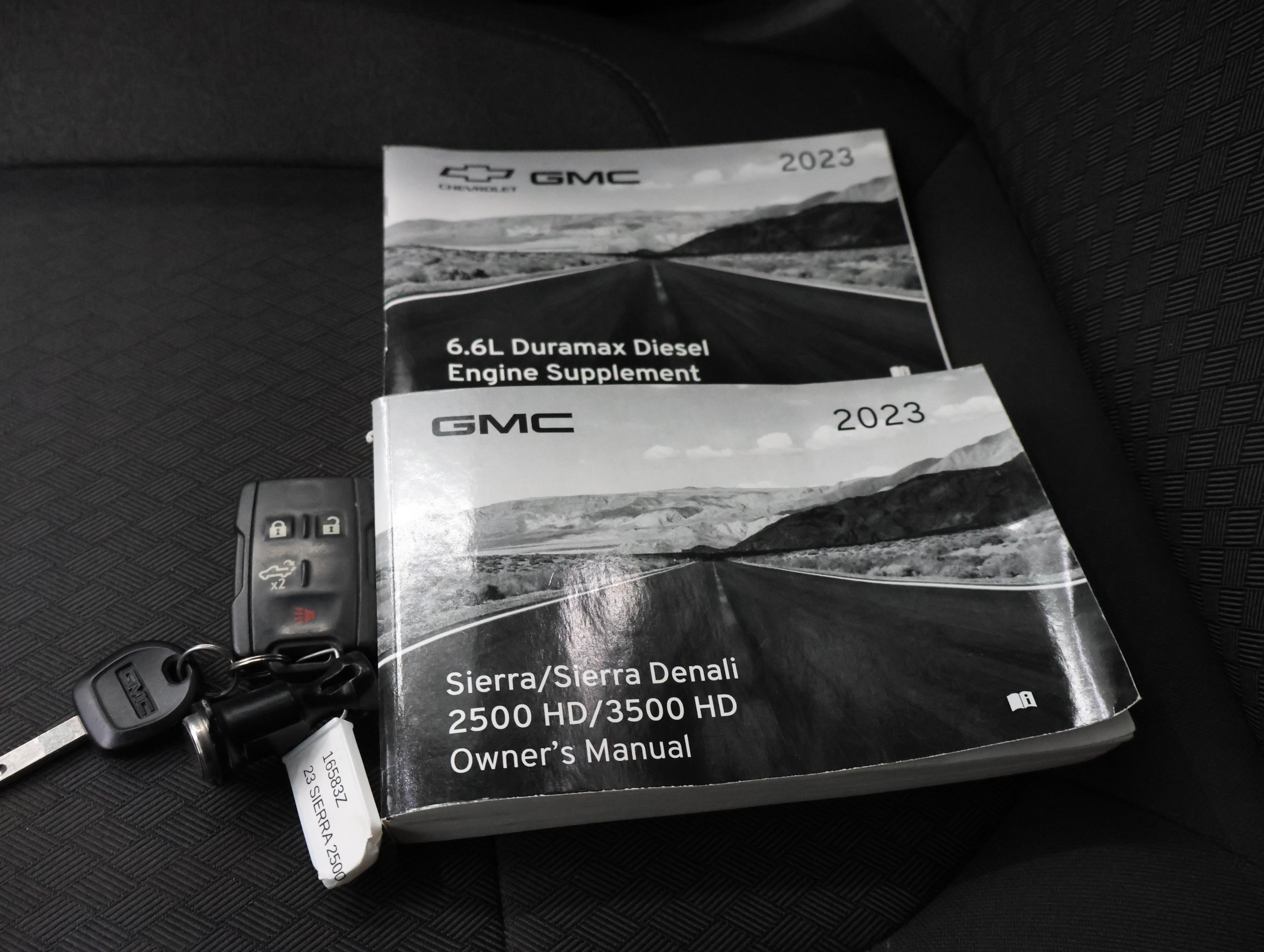 Used 2023 Pacific Blue Metallic GMC 4x4 Crew Cab SLE: CREW-SHORT-SLE-6.6L DIESEL-4WD-NEW TIRES-BACKUP CAM image 54