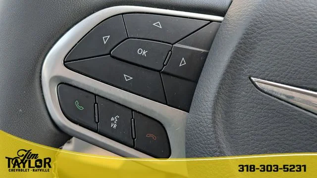 2023 Chrysler Pacifica Hybrid Touring L - Photo 31