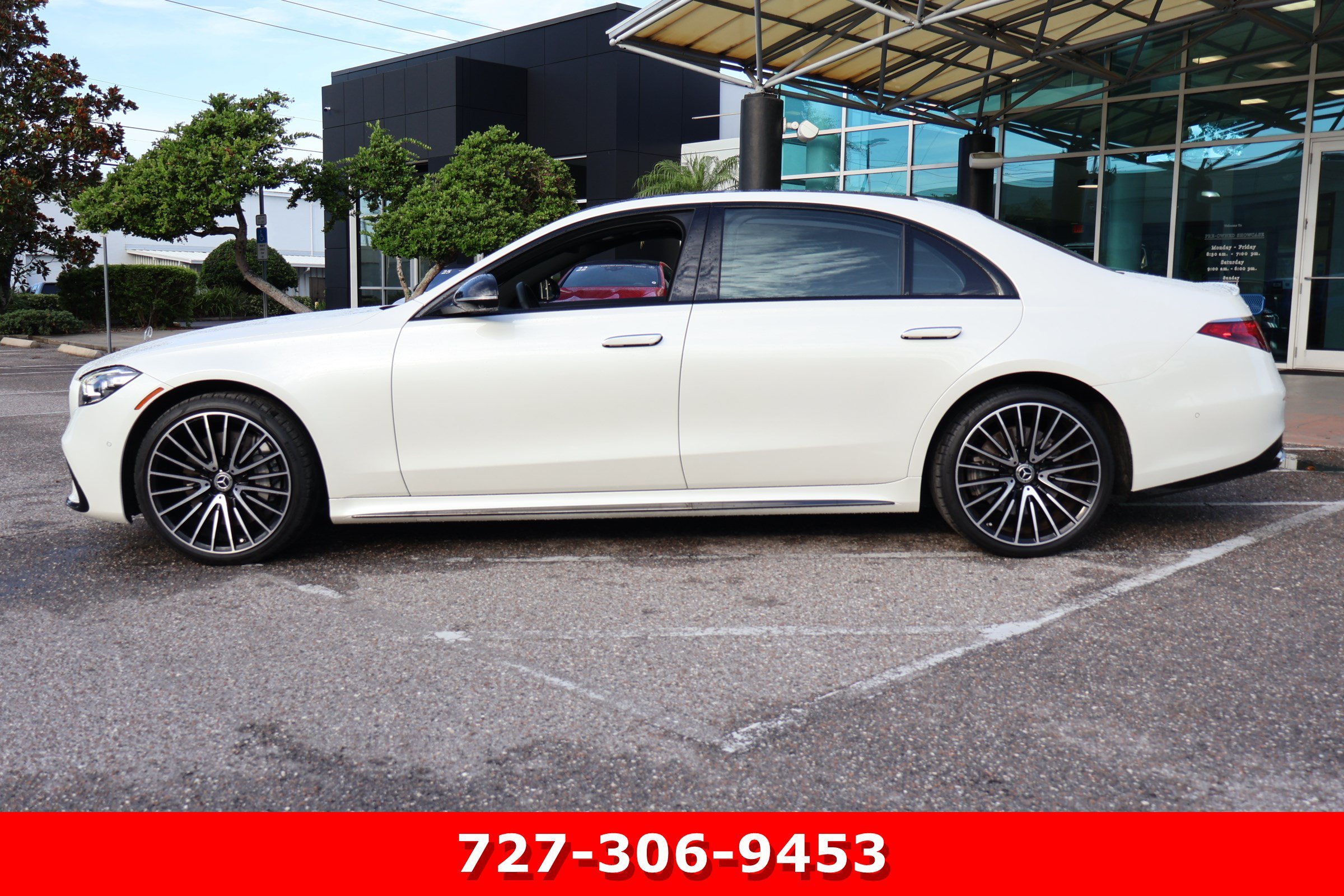 Certified Used 2023 MANUFAKTUR Diamond White Mercedes-Benz S 580 image 6