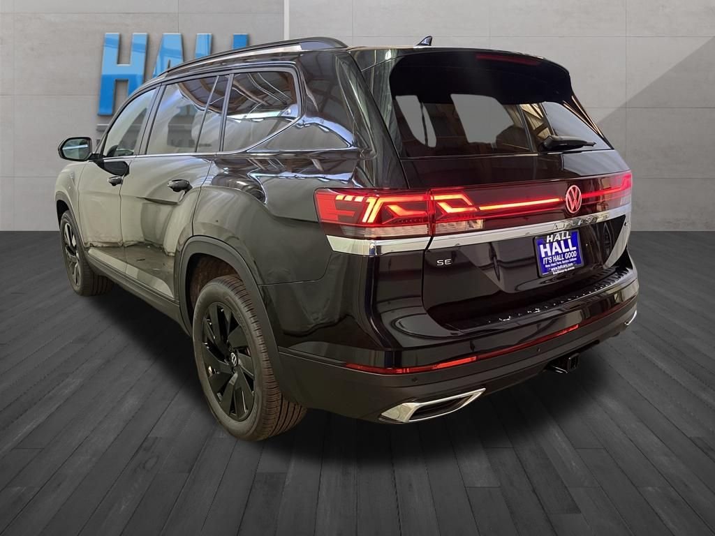 New 2026 Black Volkswagen 2.0T SE w/Technology image 3