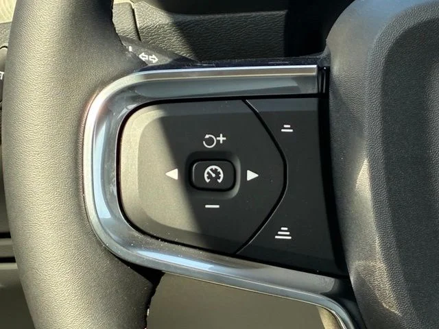 New 2026 Denim Blue Volvo Ultra image 11