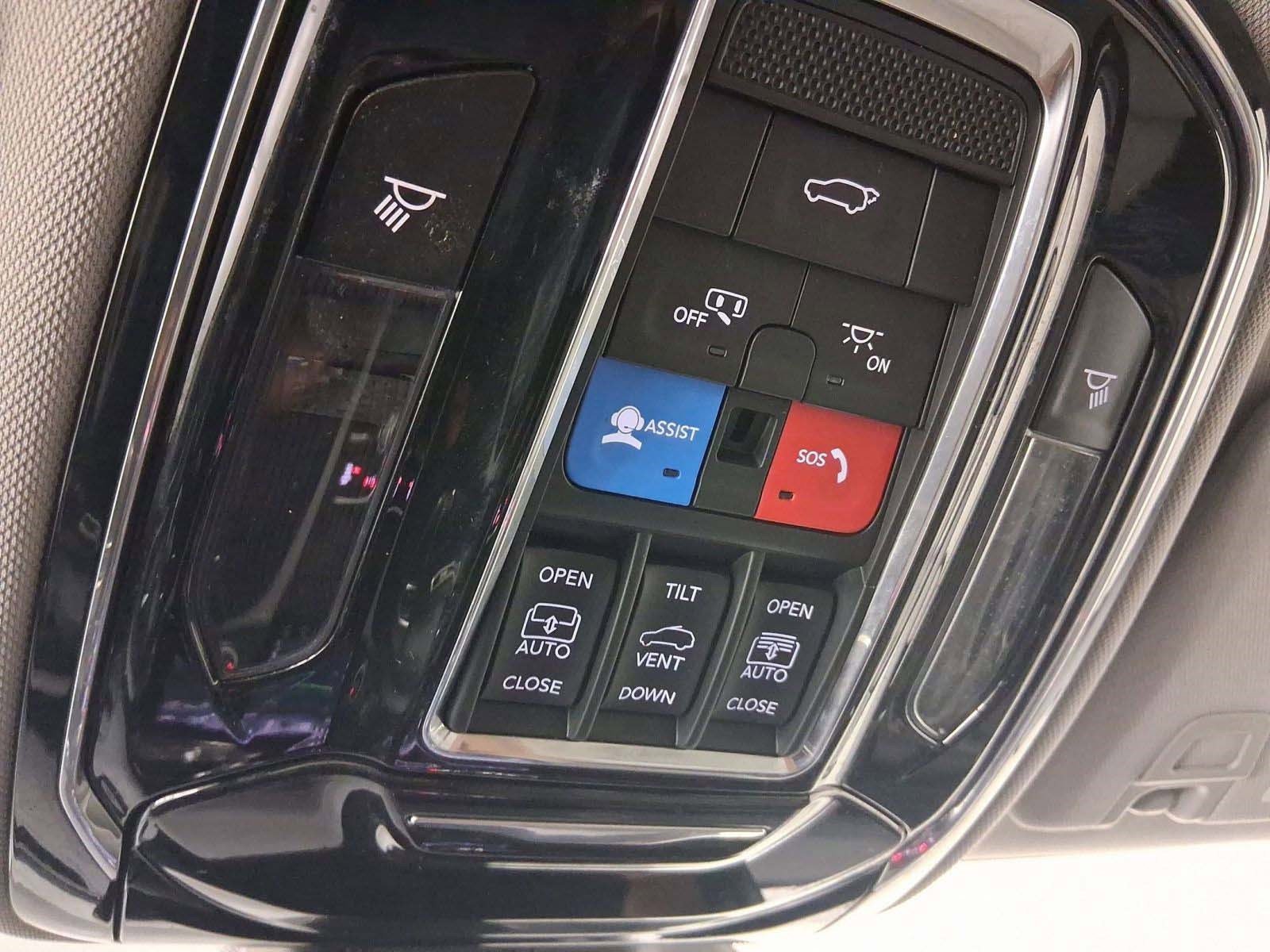 2023 Jeep Grand Cherokee Overland - Photo 30