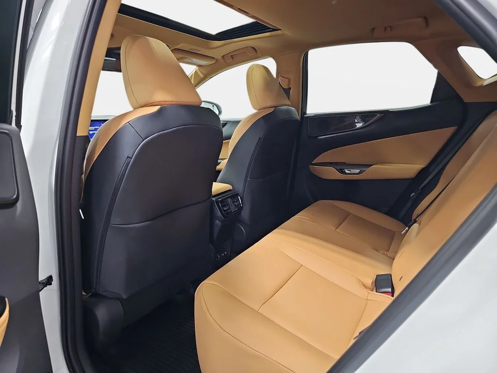 New 2026 Ultra White Lexus PREMIUM image 11