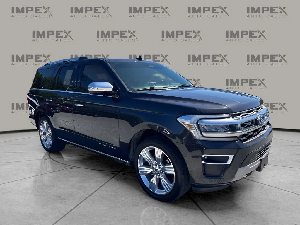 Used 2024 Gray Ford Platinum image 7