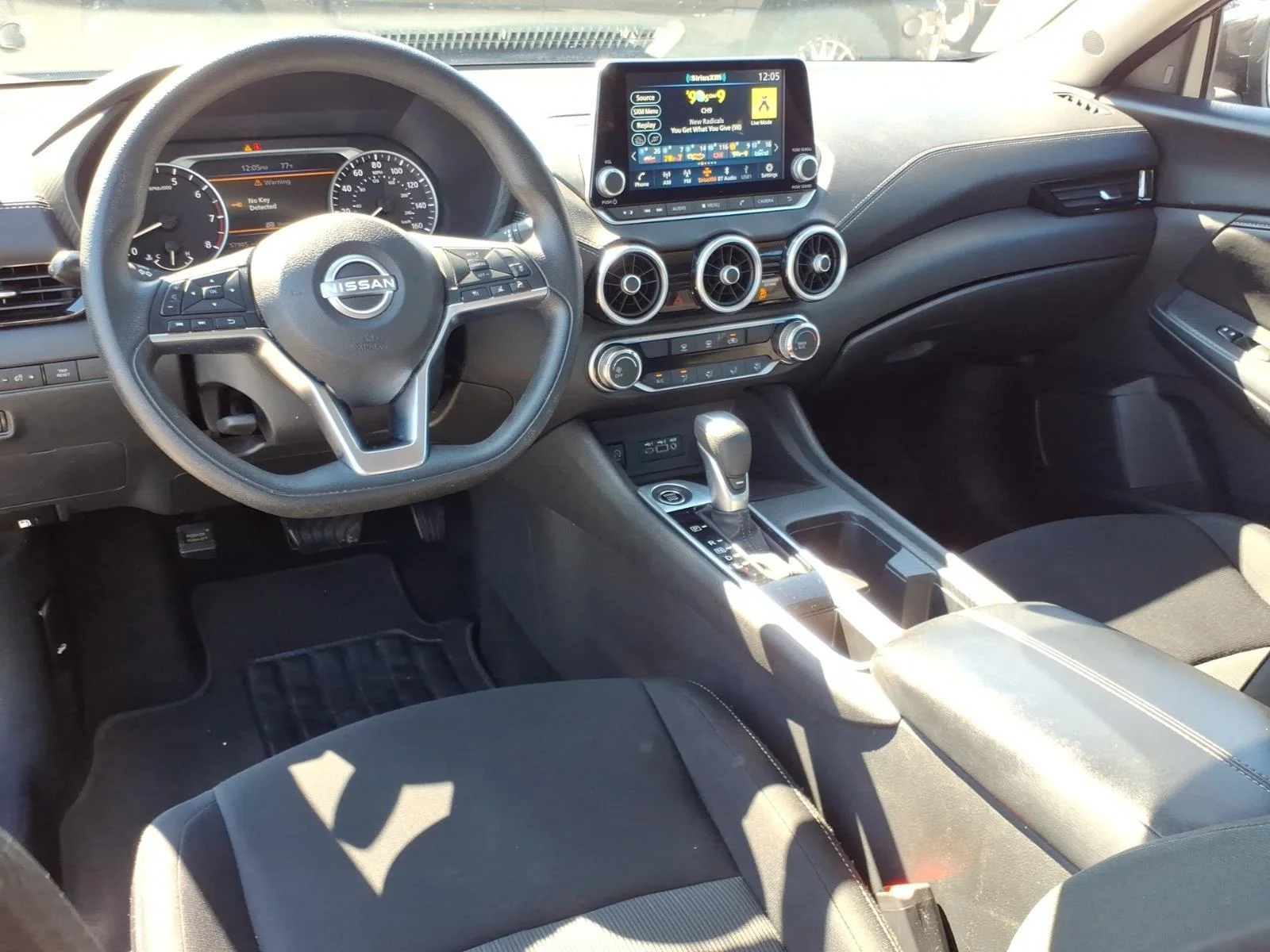 Used 2025  NISSAN SV image 17
