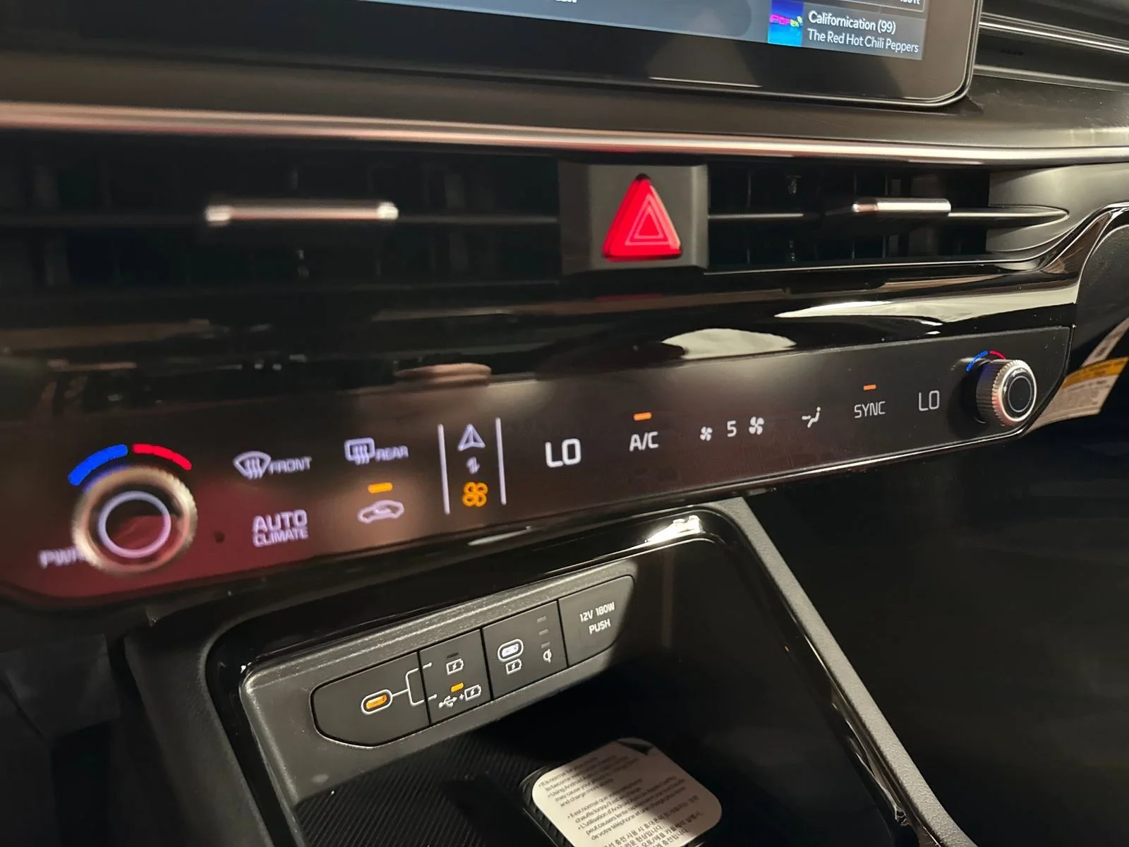 New 2026 Snow White Pearl Kia GT-Line image 25