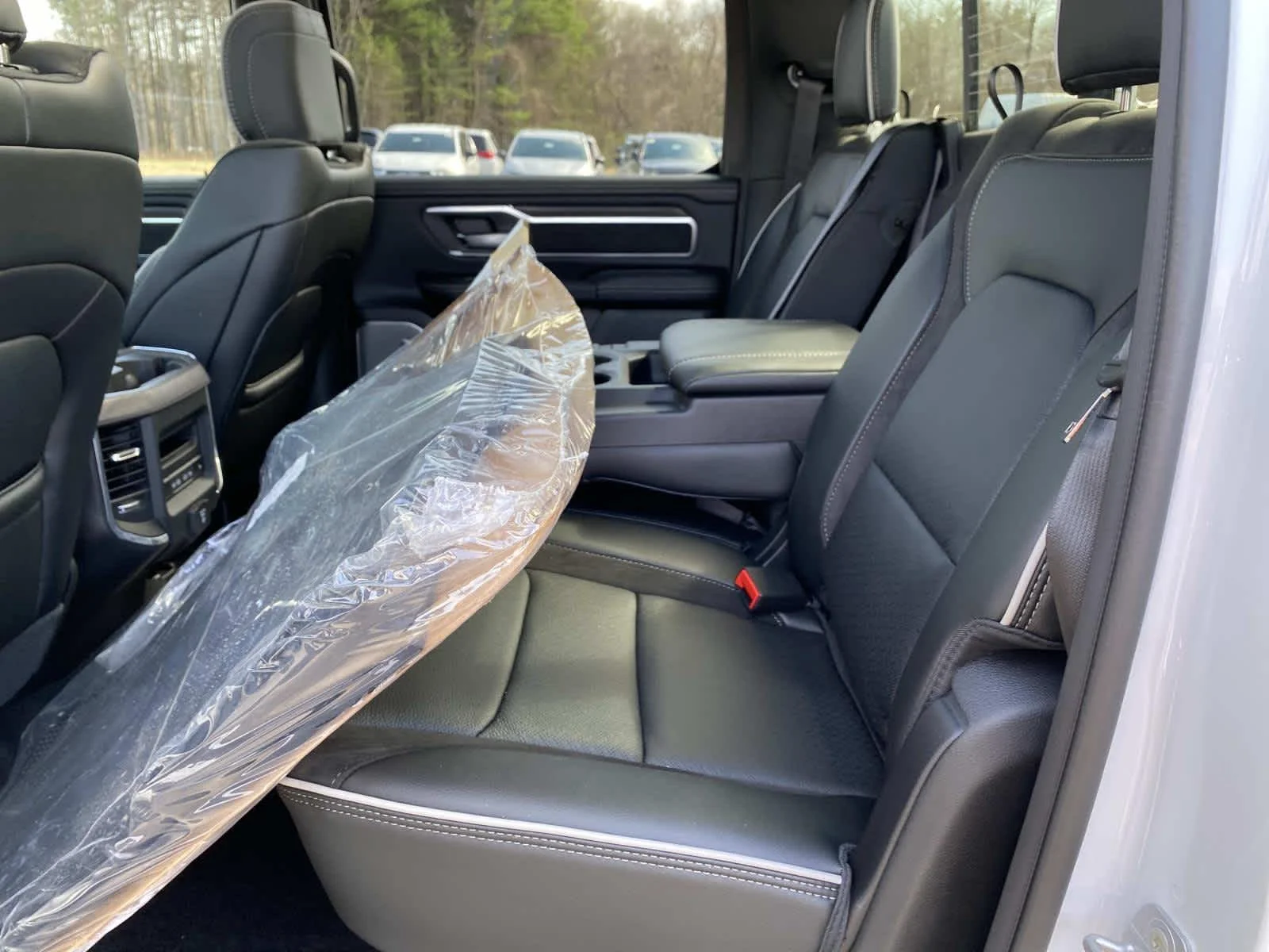 New 2026 Bright White Clear-Coat Exterior Paint RAM Laramie image 7