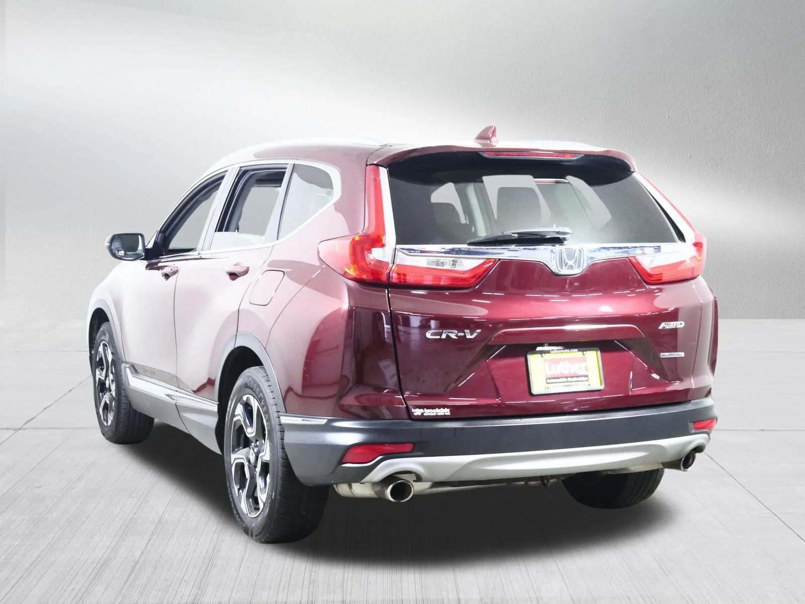 Used 2017 Gray Honda Touring image 5