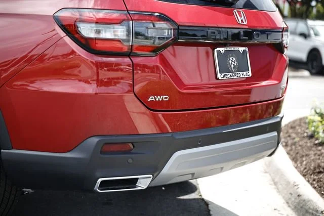 2025 Honda Pilot Touring - Photo 47