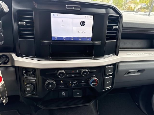 New 2026 Oxford White Ford F-350® XL image 8