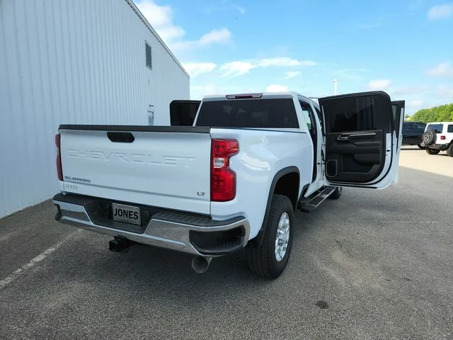 Used 2024 White Chevrolet LT image 18