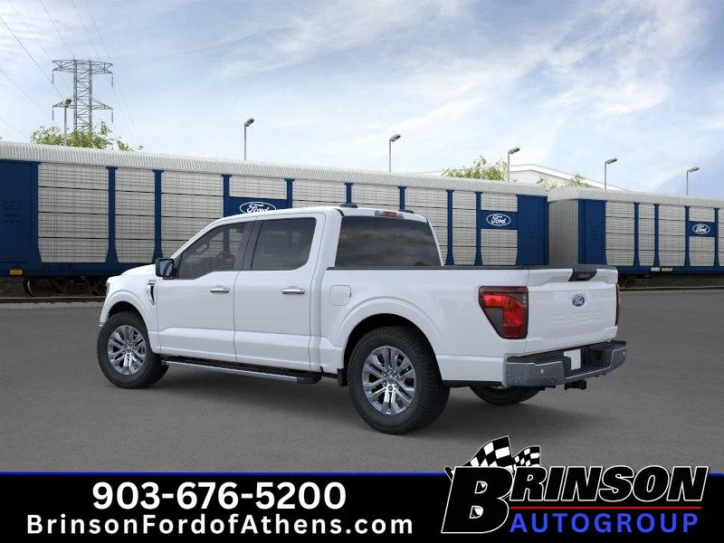New 2026 Oxford White Ford XLT image 4
